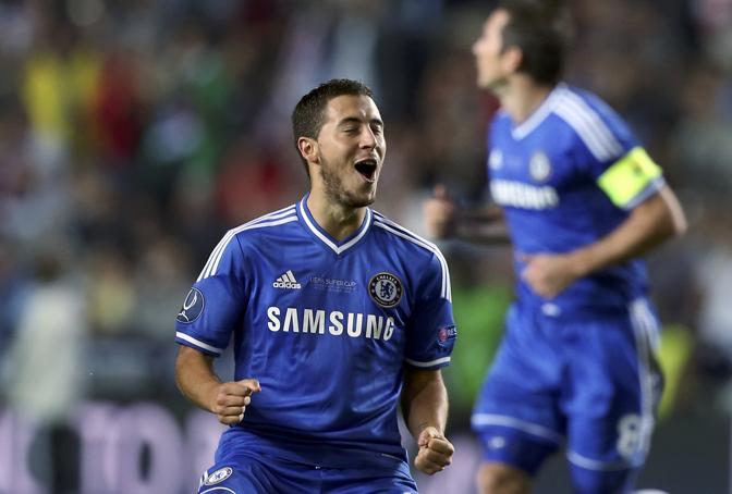 Hazard esulta per il gol nel recupero. Reuters